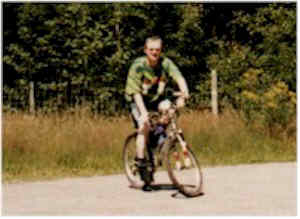 radweg.jpg (13922 Byte)